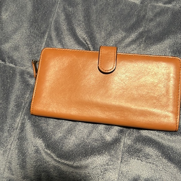 Coach - Picture 2 of 3